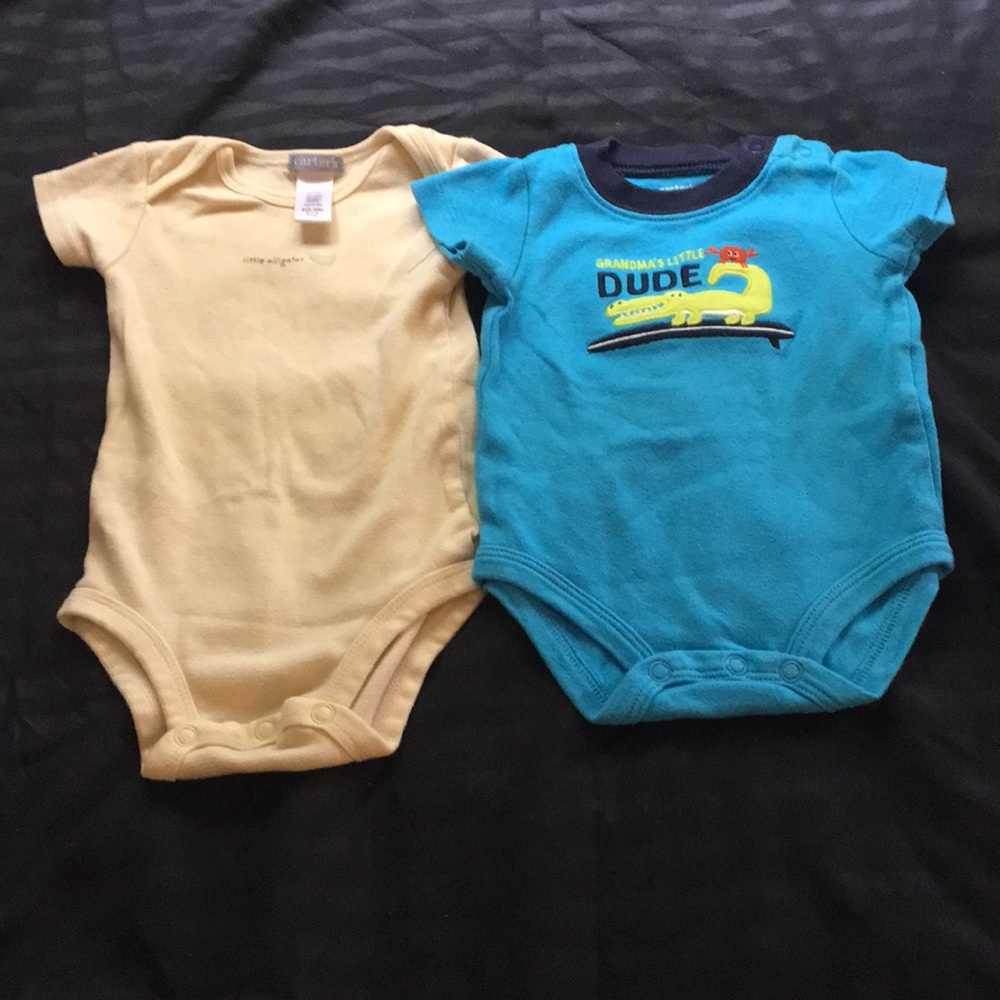 ❗️2 onesies for 5$❗️